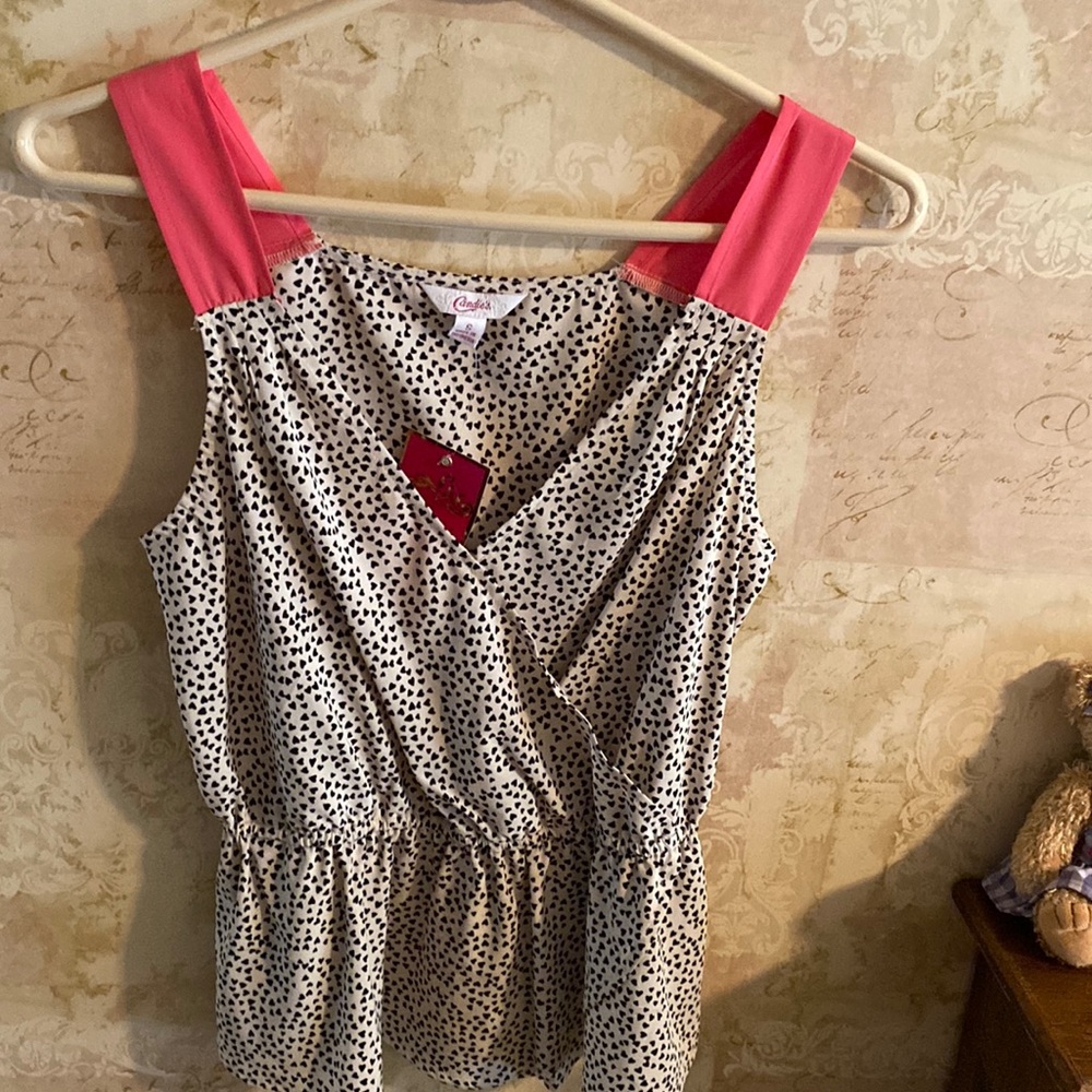 Candie’s Heart Print Crisscross & Elastic at Waist Tank top.